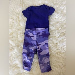 (4 for 20)Cute purple baby set. Size 3-9 months